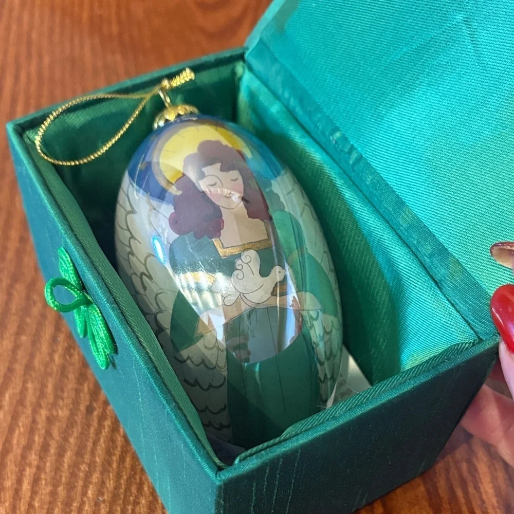 Li Bien hand painted mouth blown Angel Ornament 5” unique keepsake Chinese ART